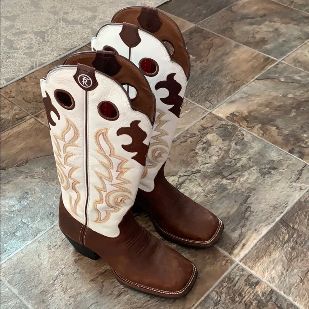 Women’s Tony Lama boots size 9B